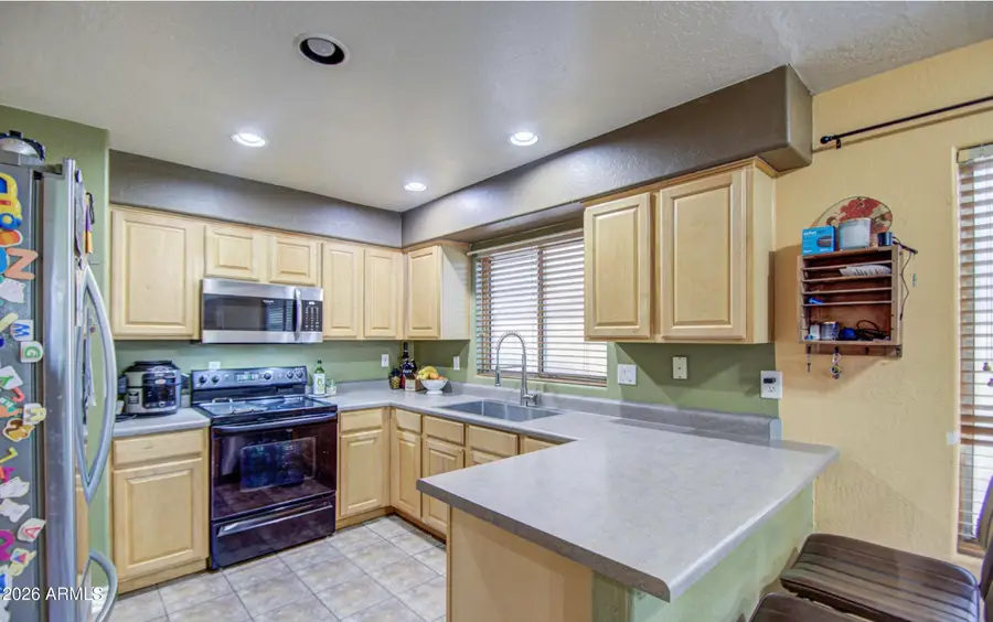 13556 W Desert Flower Drive, Goodyear, AZ 85395 - #3