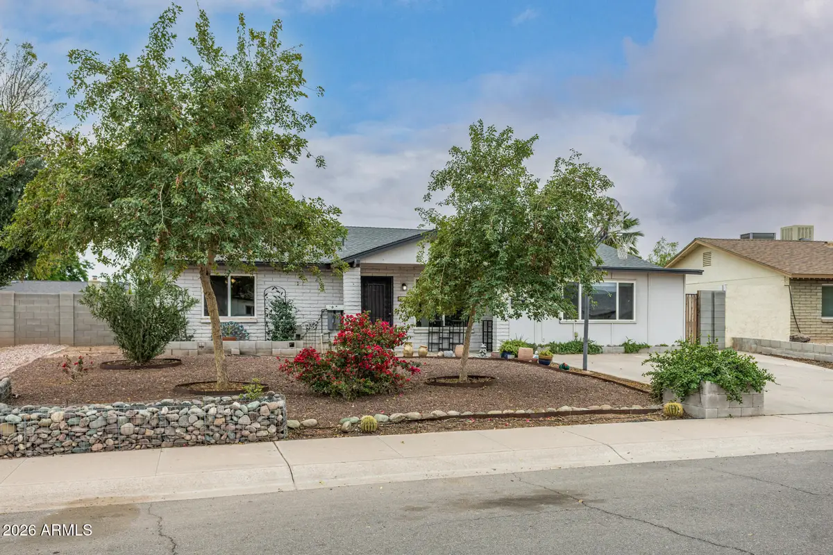 227 E Auburn Drive, Tempe, AZ 85283 - #1