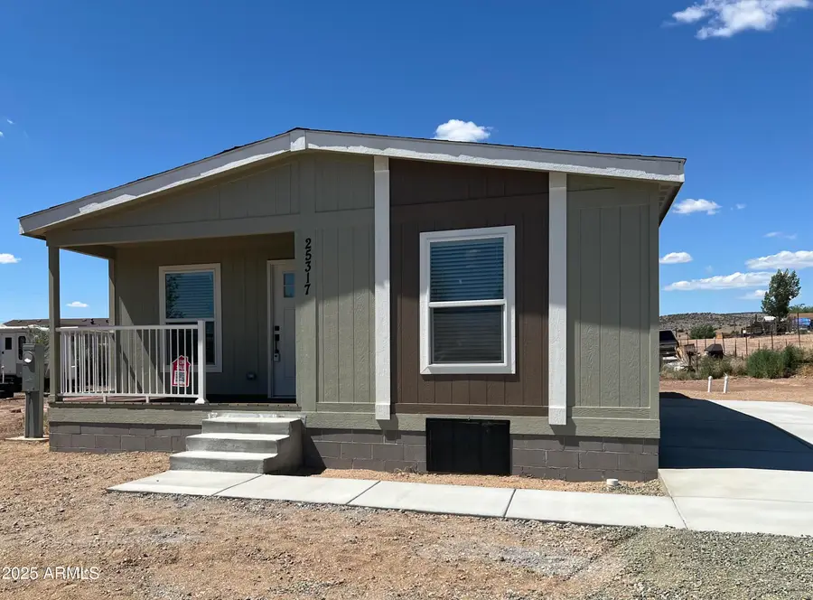 25317 N Lakeside Drive #D, Paulden, AZ 86334 - #2