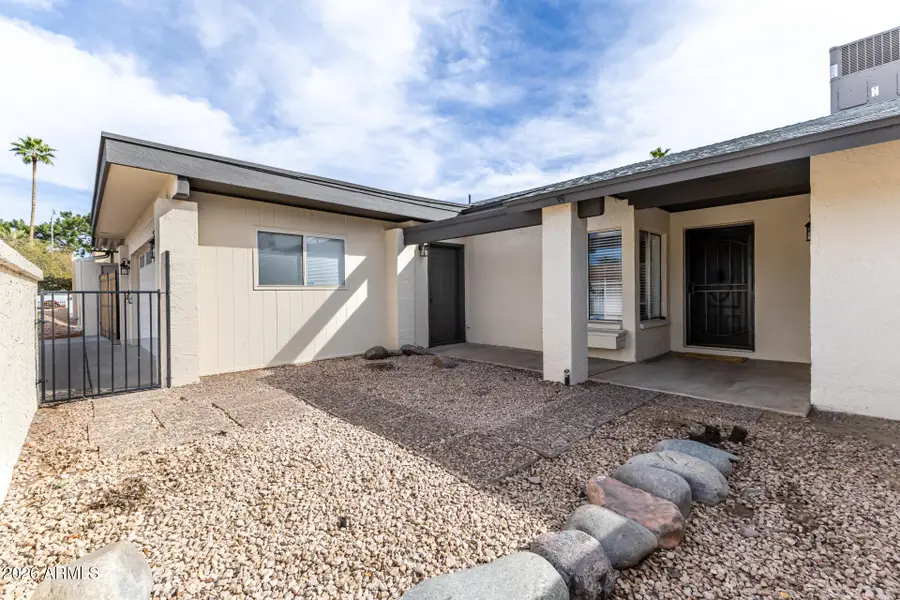 823 W Isabella Avenue, Mesa, AZ 85210 - #2