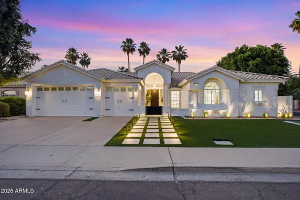 8876 E Surrey Avenue, Scottsdale, AZ 85260