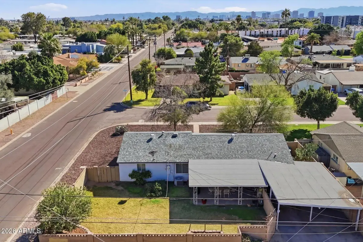 940 E Berridge Lane, Phoenix, AZ 85014 - #1