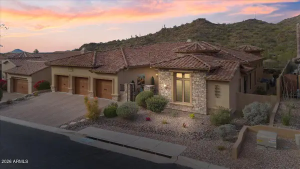 8122 E Vista Canyon Street, Mesa, AZ 85207