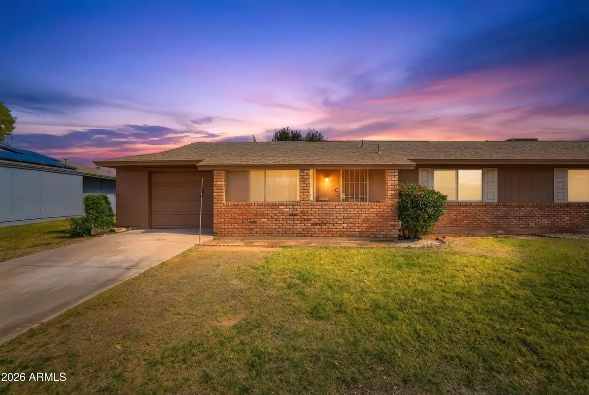 10528 W Saratoga Circle, Sun City, AZ 85351 - #1