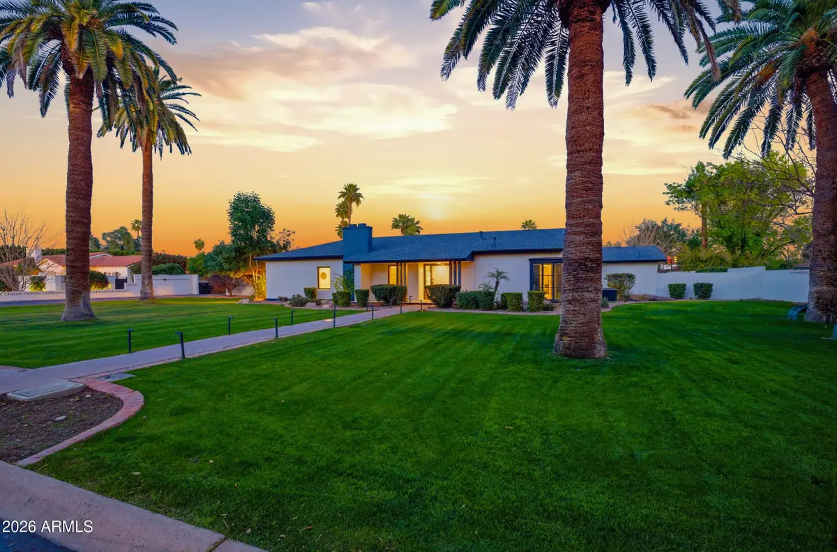 2939 N Manor Drive W, Phoenix, AZ 85014 - #1