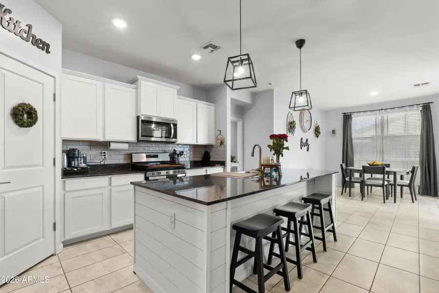 7262 E Mallard Court, San Tan Valley, AZ 85143 - #3