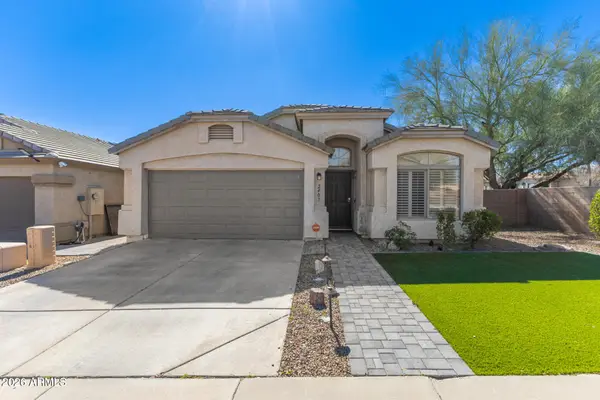 2403 E Rosemonte Drive, Phoenix, AZ 85050