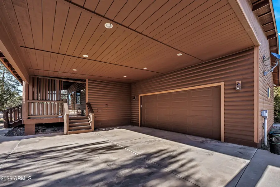 3028 Mearns Lane, Overgaard, AZ 85933 - #3