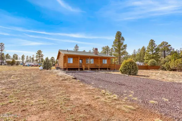2718 Church Lane, Overgaard, AZ 85933