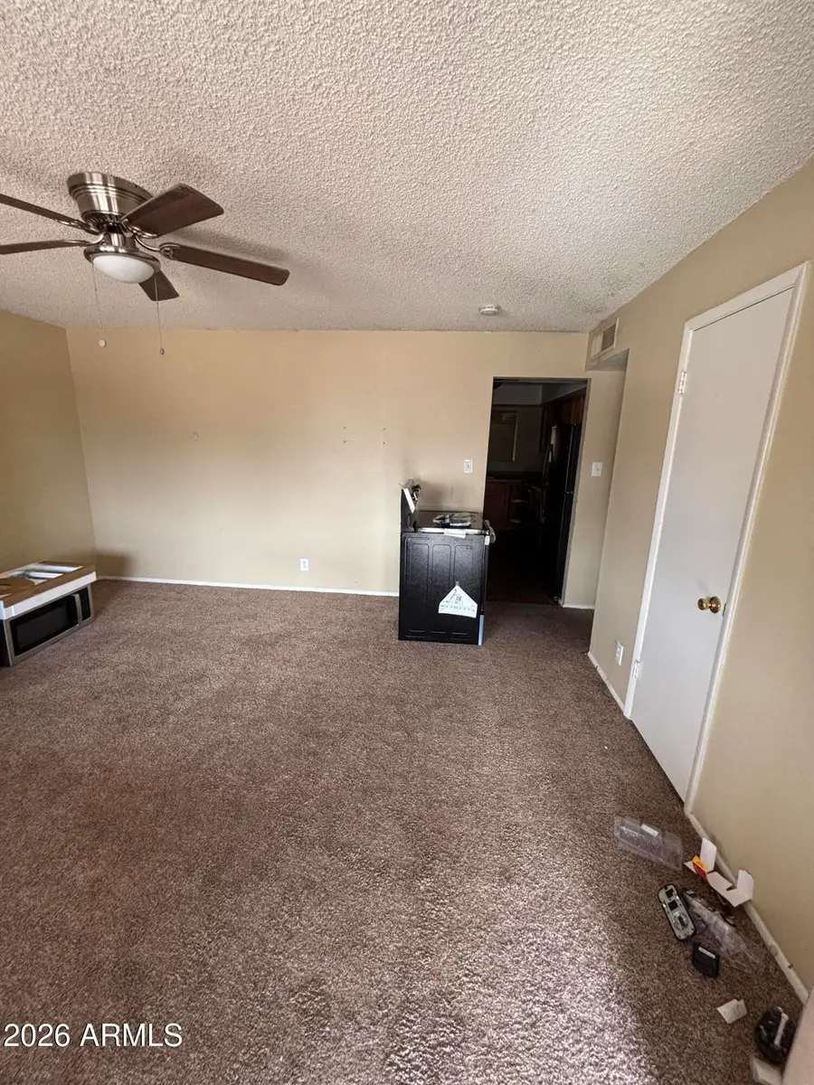 6258 W Wolf Street, Phoenix, AZ 85033 - #3