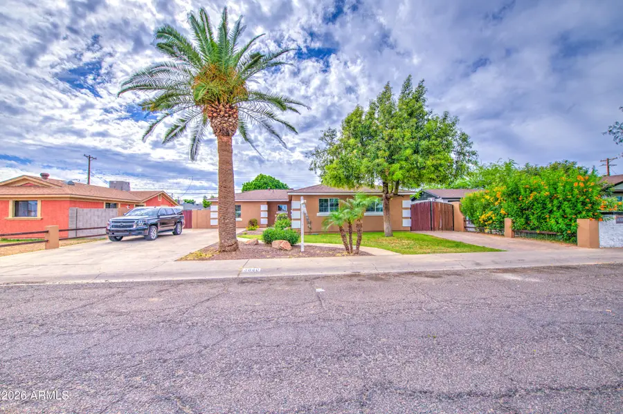 3840 N 48th Drive, Phoenix, AZ 85031 - #2