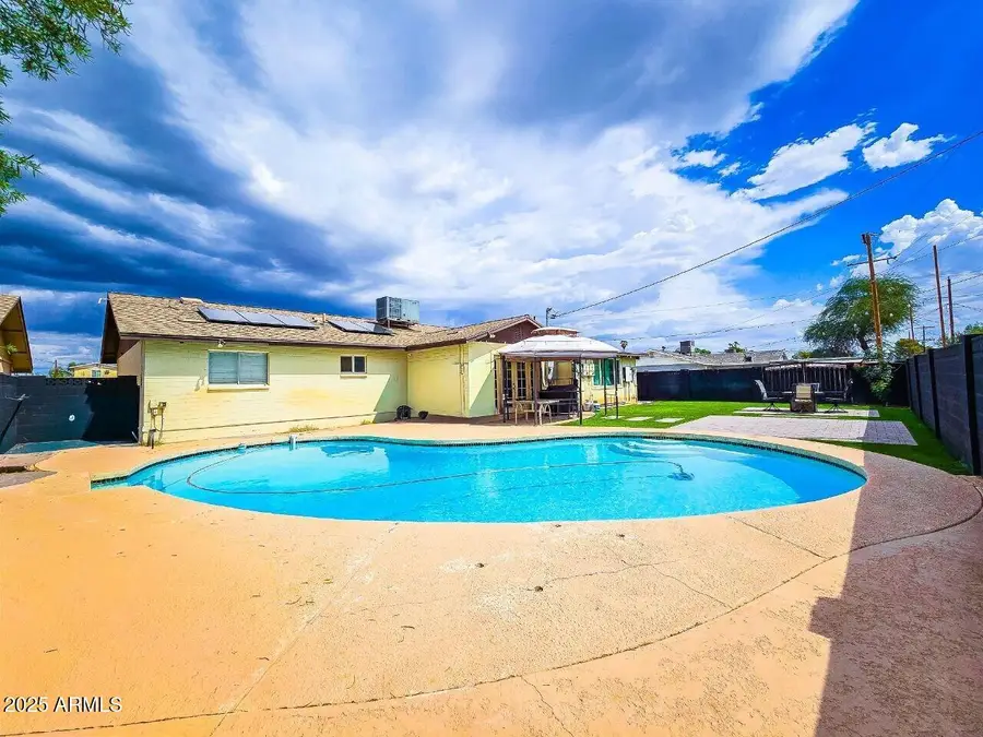 3701 W Echo Lane, Phoenix, AZ 85051 - #2