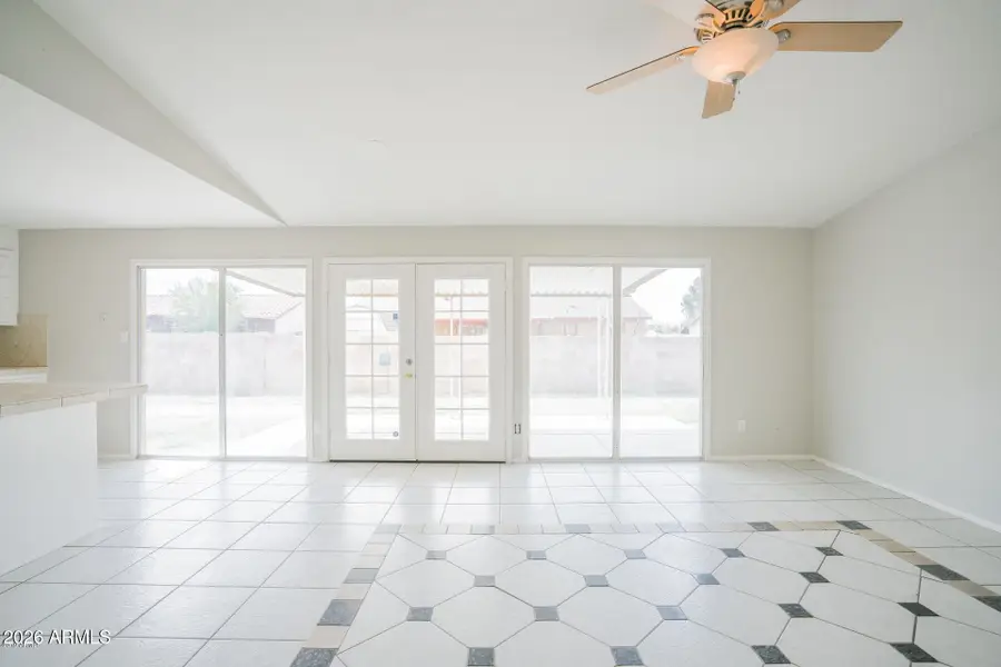 8017 W Meadowbrook Avenue, Phoenix, AZ 85033 - #3