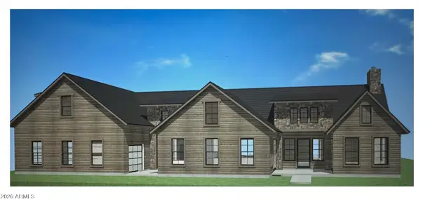 2746 Airpark Drive, Overgaard, AZ 85933