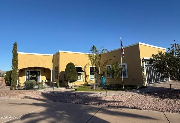 2505 N Trevino Place N, Mesa, AZ 85215