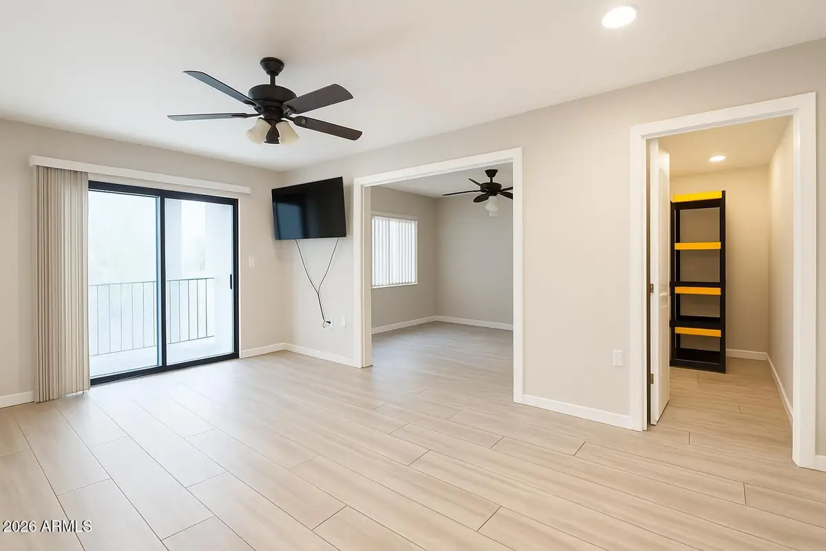 3033 E Devonshire Avenue #1009, Phoenix, AZ 85016 - #1