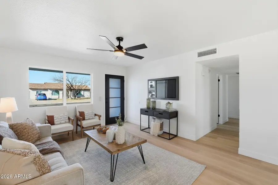 3401 W Oraibi Drive, Phoenix, AZ 85027 - #3