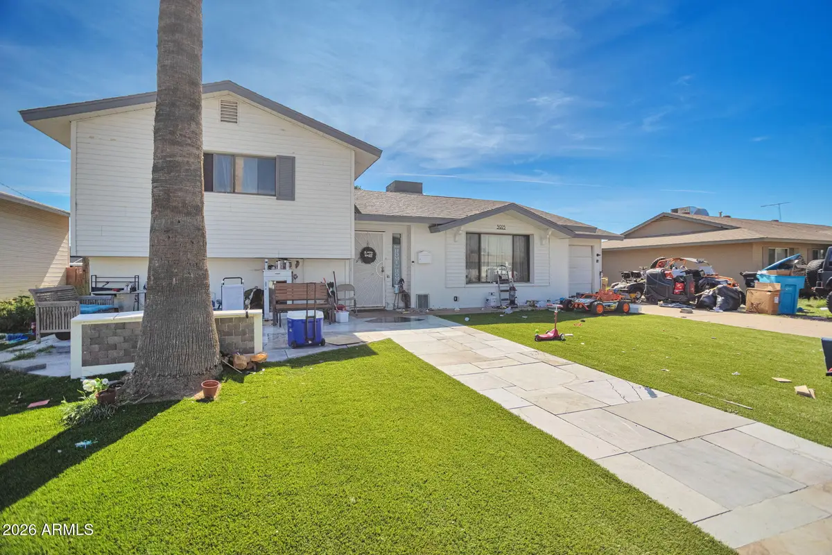 3925 W San Juan Avenue, Phoenix, AZ 85019 - #1