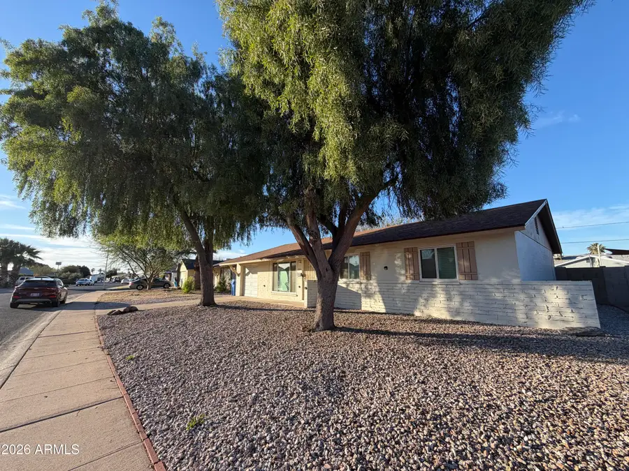 2514 W Larkspur Drive, Phoenix, AZ 85029 - #2