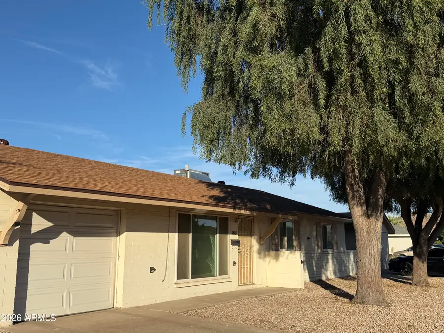 2514 W Larkspur Drive, Phoenix, AZ 85029 - #3