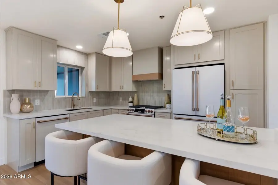 8520 E Highland Avenue, Scottsdale, AZ 85251 - #3