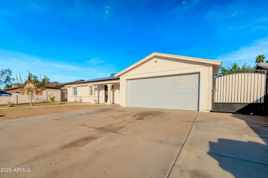 4109 N 71st Lane, Phoenix, AZ 85033 - #3