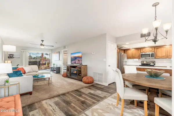 12212 N Paradise Village Parkway S #129, Phoenix, AZ 85032