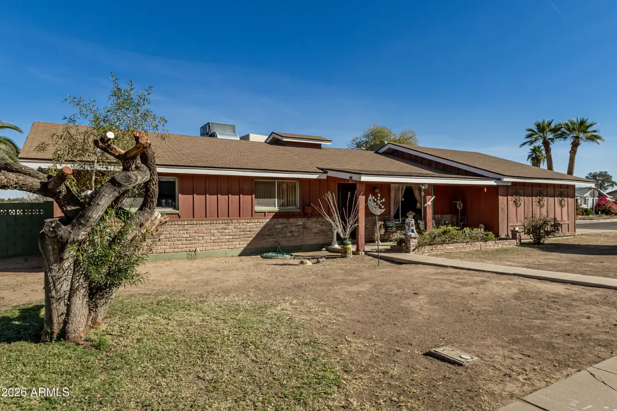 890 W Del Rio Street, Chandler, AZ 85225 - #1