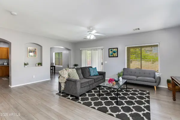 6626 W Laurel Avenue, Glendale, AZ 85304