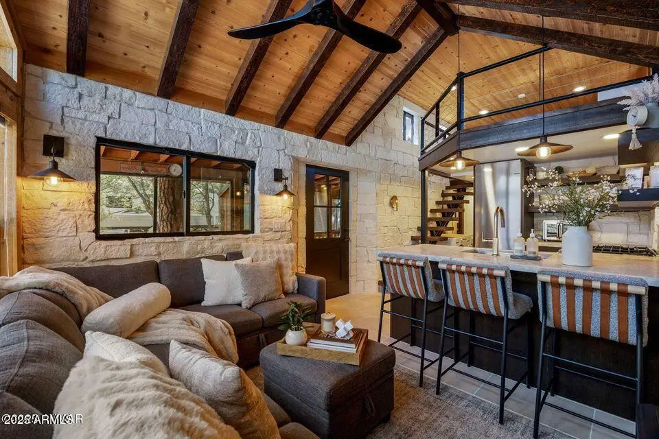 2161 E Elizabeth Avenue, Show Low, AZ 85901 - #1