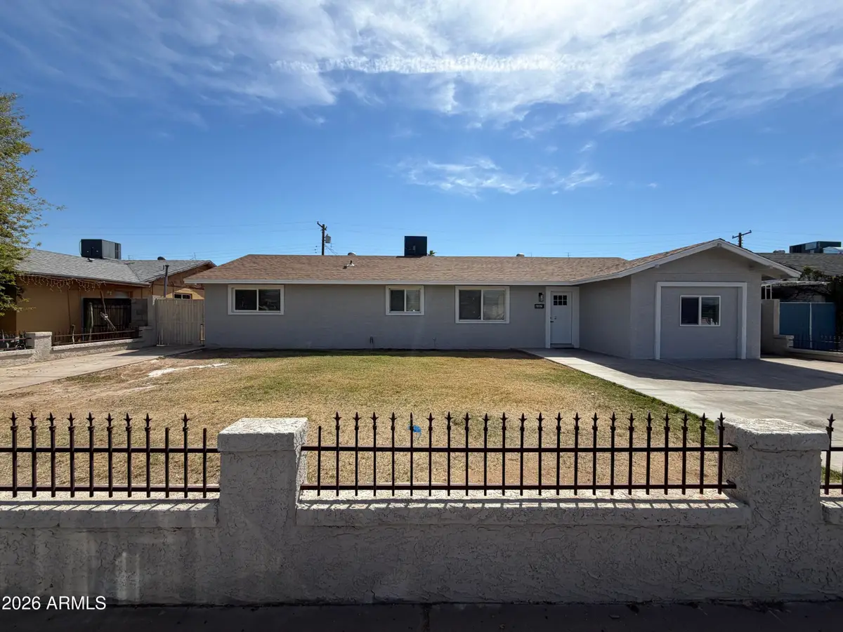 6063 W Earll Drive, Phoenix, AZ 85033 - #1