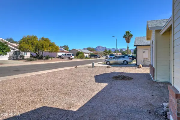 1881 W 12th Avenue, Apache Junction, AZ 85120