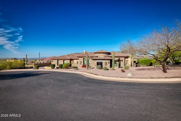 8925 E Rosedale Circle, Mesa, AZ 85207