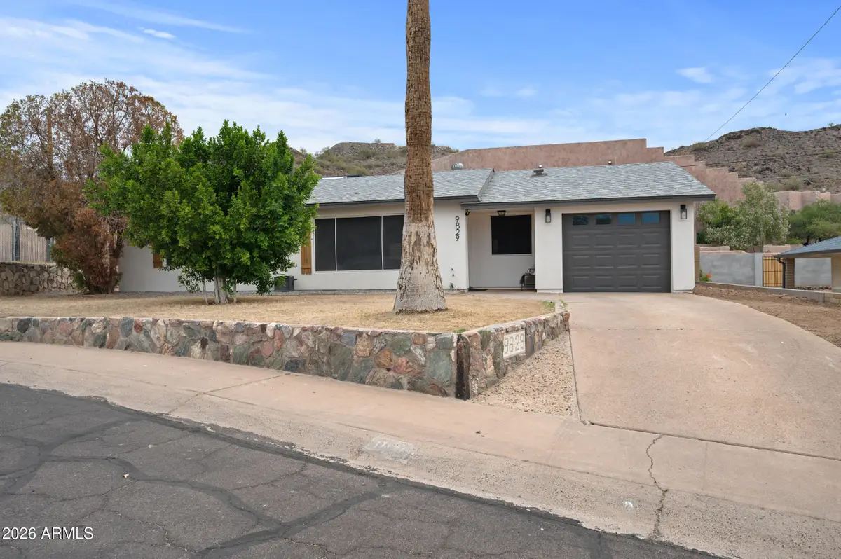 9829 N 4th Avenue, Phoenix, AZ 85021 - #1