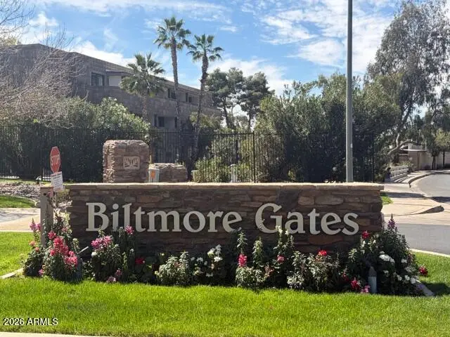 2737 E Arizona Biltmore Circle #7, Phoenix, AZ 85016 - #2