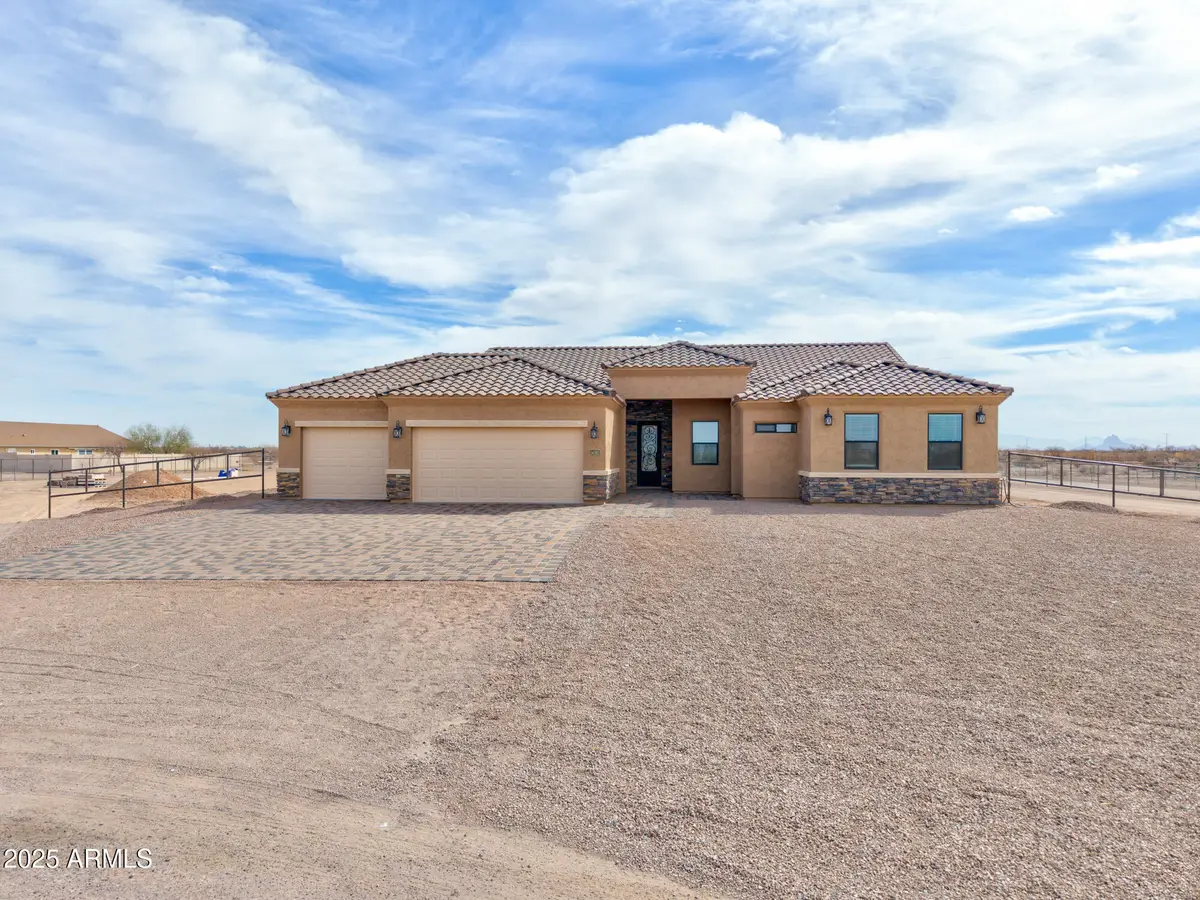 7462 W Alsdorf Road, Casa Grande, AZ 85193 - #1