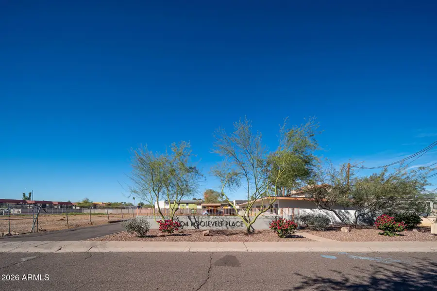 604 S Roosevelt Street, Tempe, AZ 85281 - #3