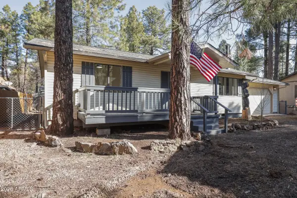 940 E Caribou Road, Munds Park, AZ 86017