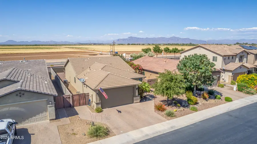 552 W Honey Locust Avenue, Queen Creek, AZ 85140 - #2