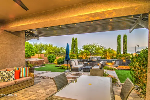 3697 E Blue Spruce Lane, Gilbert, AZ 85298