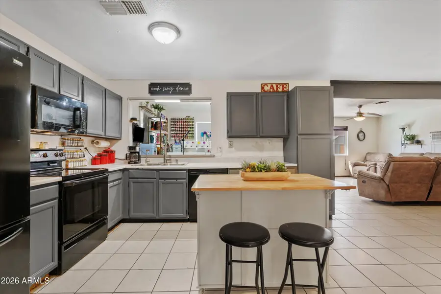 729 E Huber Street, Mesa, AZ 85203 - #2