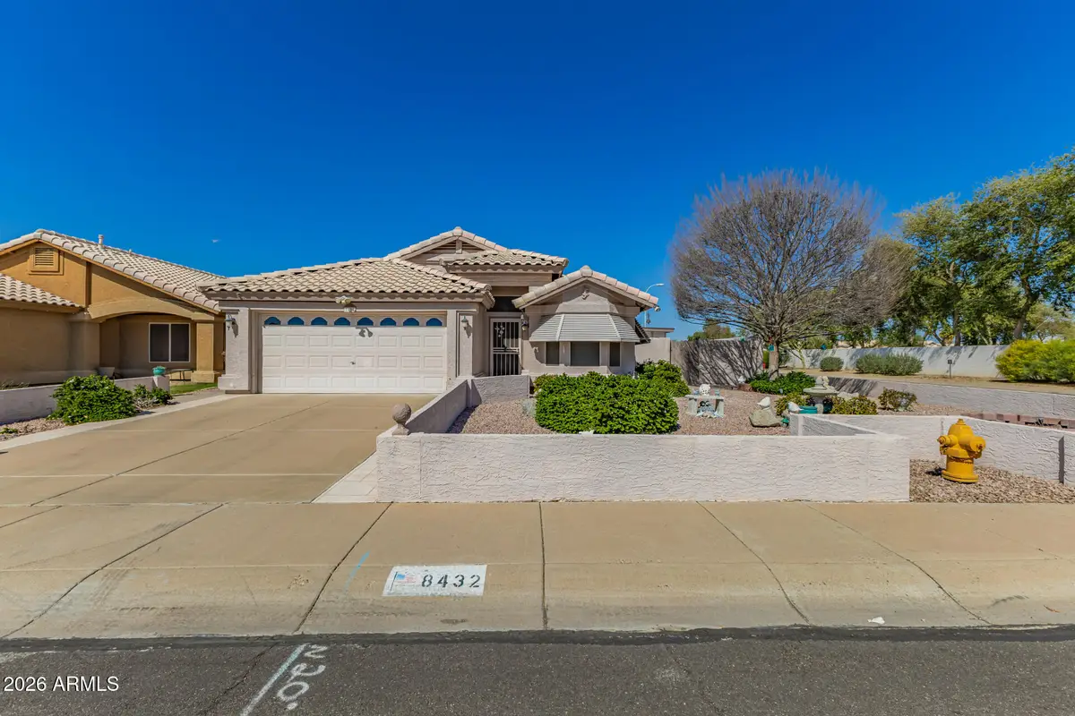 8432 W Charter Oak Road, Peoria, AZ 85381 - #1