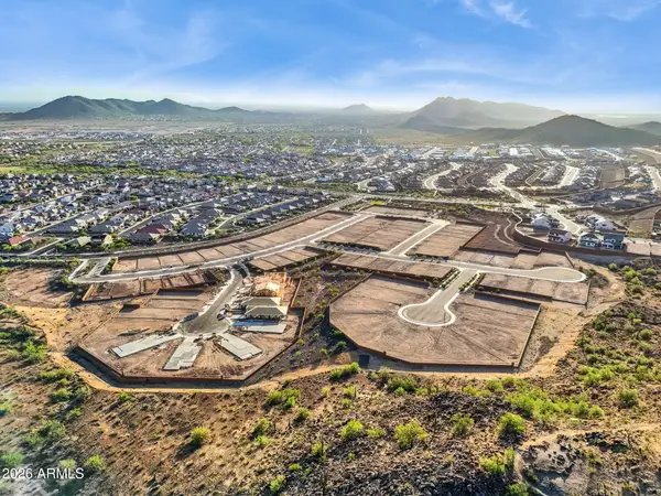 6947 W Straight Arrow Lane, Peoria, AZ 85383