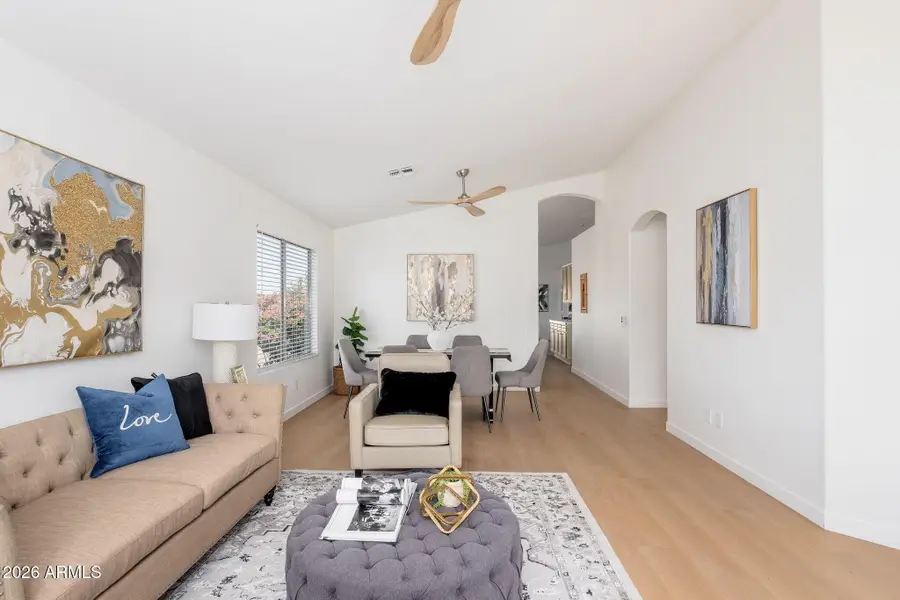 1704 E South Mountain Avenue, Phoenix, AZ 85042 - #3