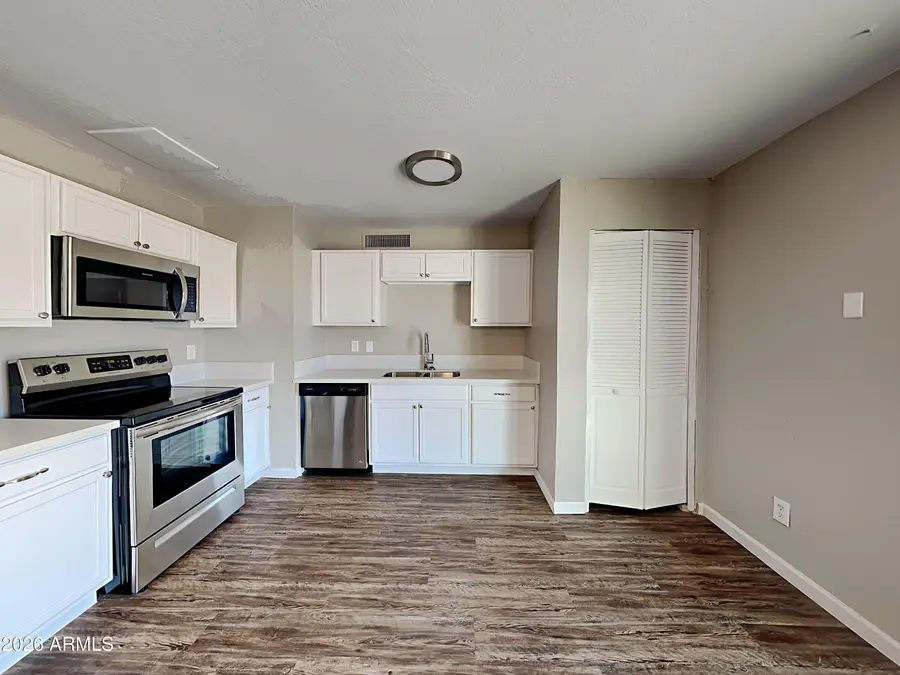 5344 W Banff Lane, Glendale, AZ 85306 - #2