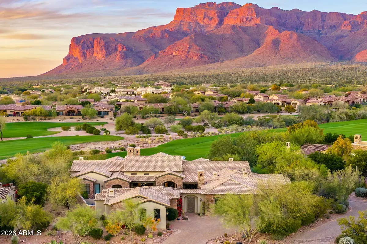 3504 S First Water Trail, Gold Canyon, AZ 85118 - #1