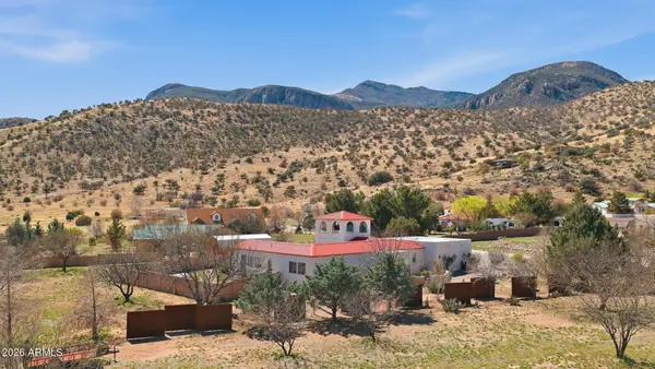 6033 S Apache Rose Trail, Hereford, AZ 85615