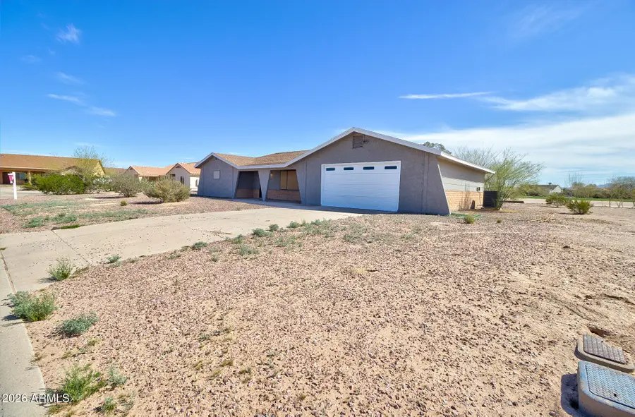 15047 S Moon Valley Road, Arizona City, AZ 85123 - #3