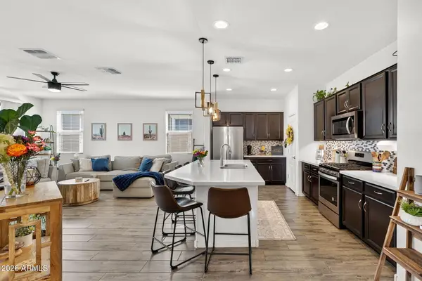 9440 W Willow Bend Lane, Phoenix, AZ 85037