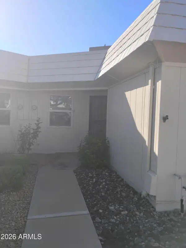 17240 N 106th Avenue, Sun City, AZ 85373